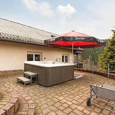 Holiday home Majestic With Jacuzzi *