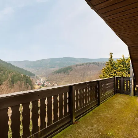 Majestic With Jacuzzi Holiday home *