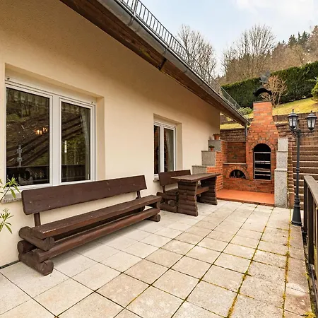 Casa vacanze Panoramic Retreat In Thuringia Unterschönau